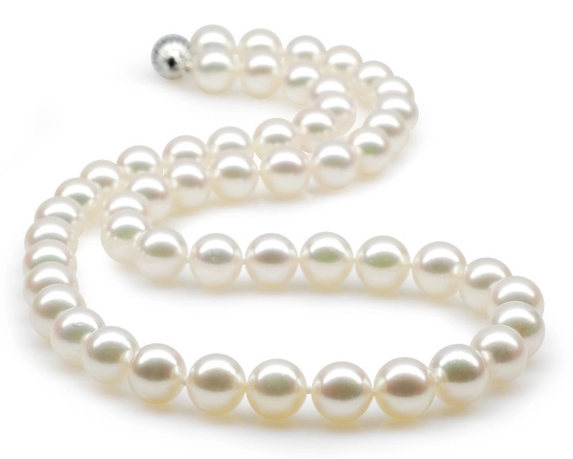 White Freshwater Pearl Necklace 8-9 mm AAA