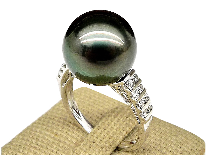 Sandra Tahitian Pearl and Diamond Ring