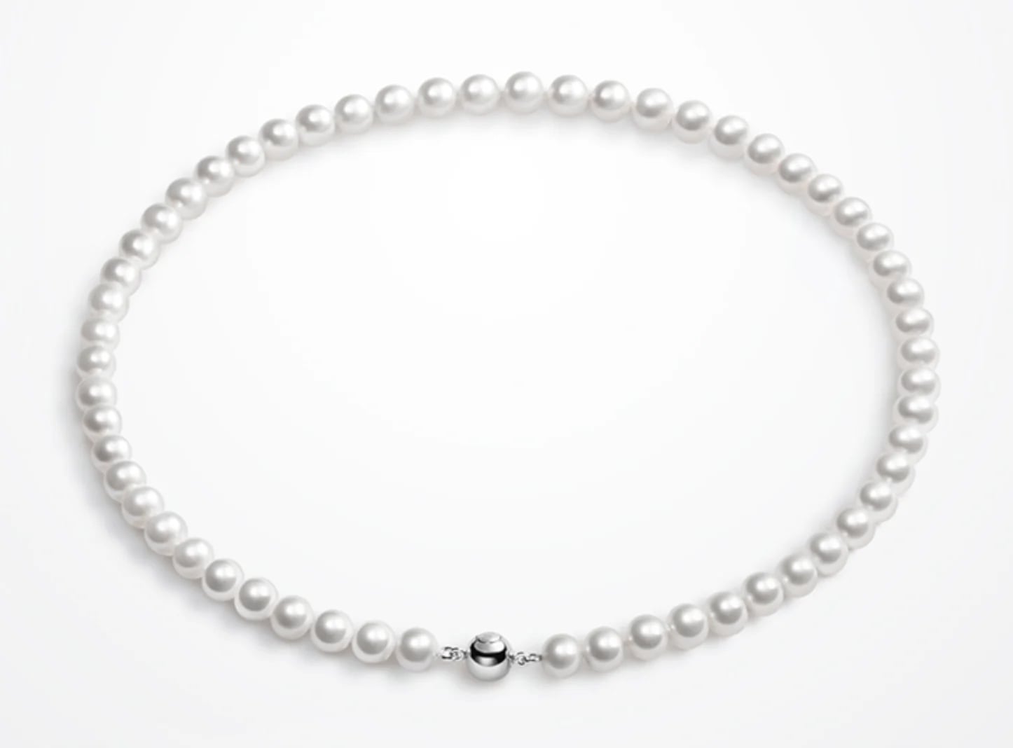 White Freshwater Pearl Necklace 8-9 mm AA+