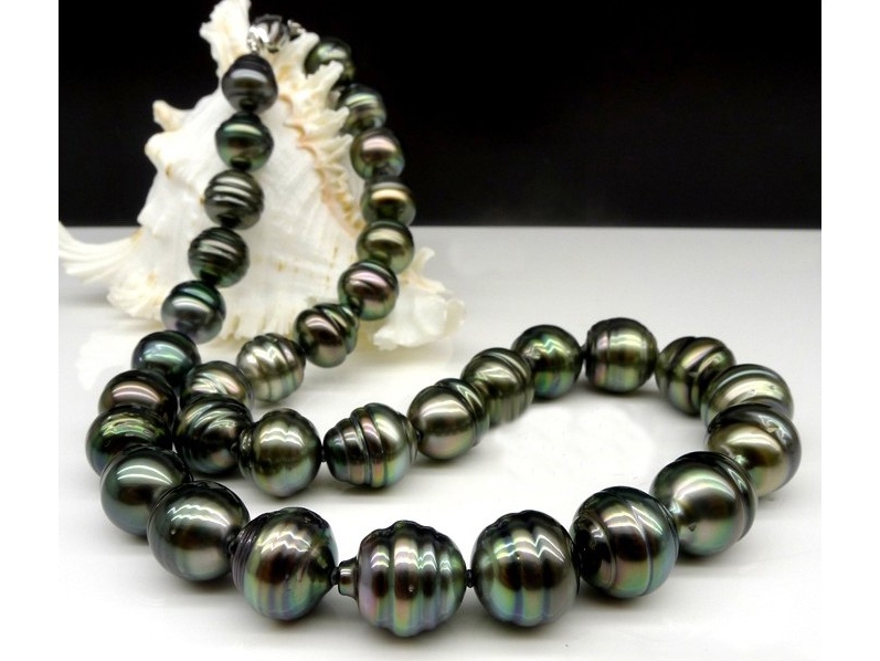 Black Tahitian Natural Black Pearl Necklace - 19