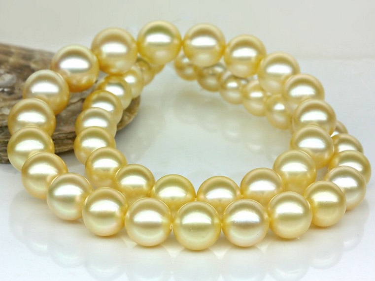 Sukkhi Gold Plated Golden Pearl Necklace Set for Women - Sukkhi.com