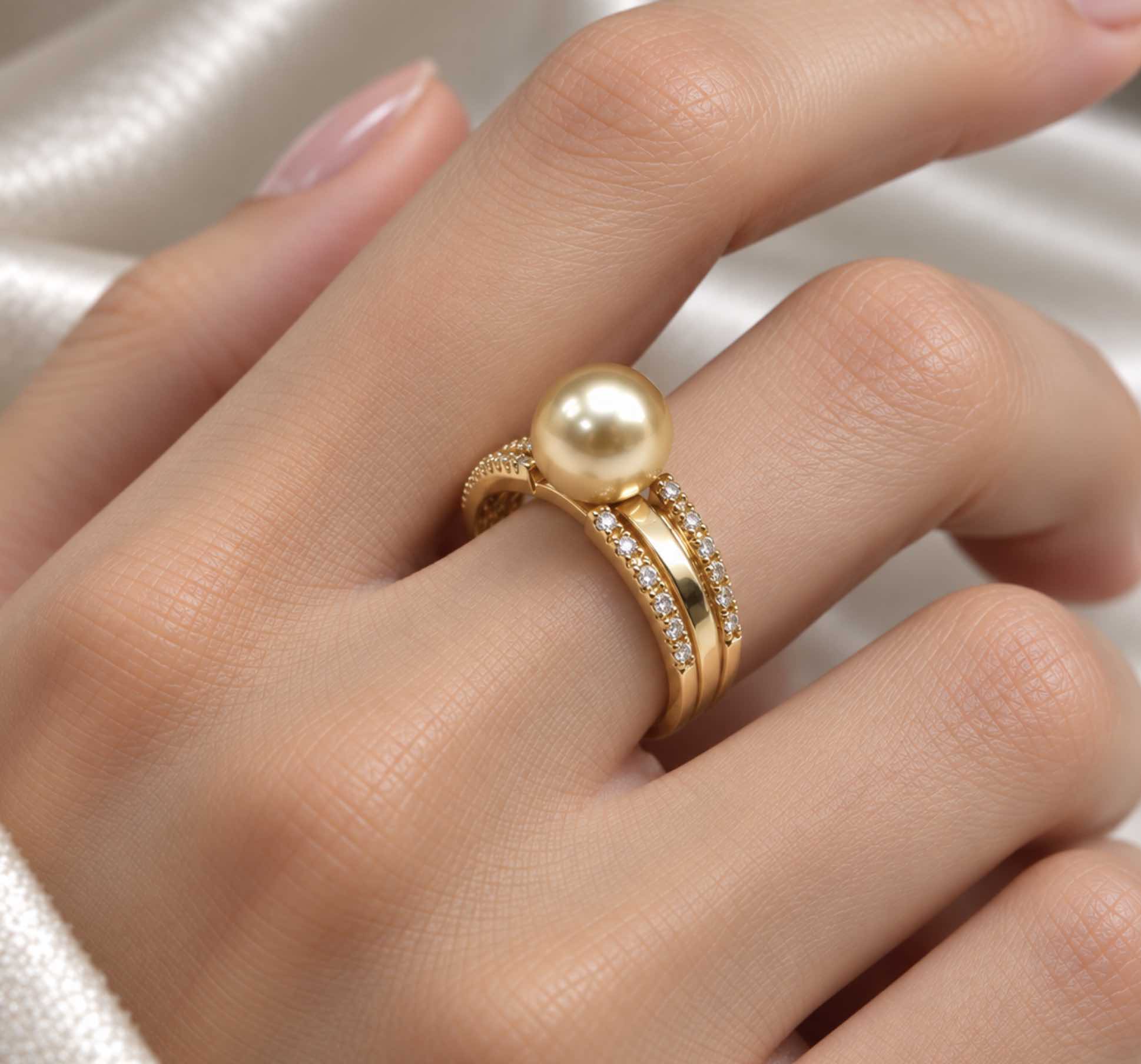 South Sea Pearl and Diamond Ketty Ring