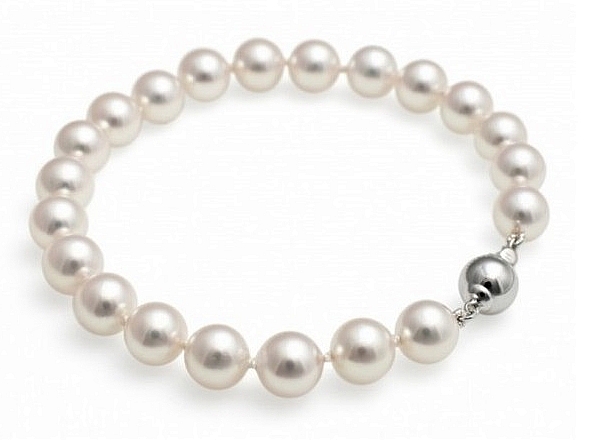 7-8 mm White Freshwater Pearl Bracelet