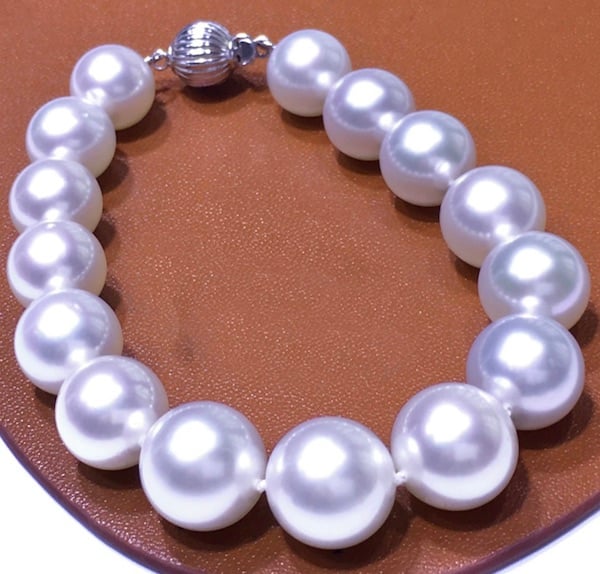 9-10 mm White South Sea Pearl Bethany Bracelet