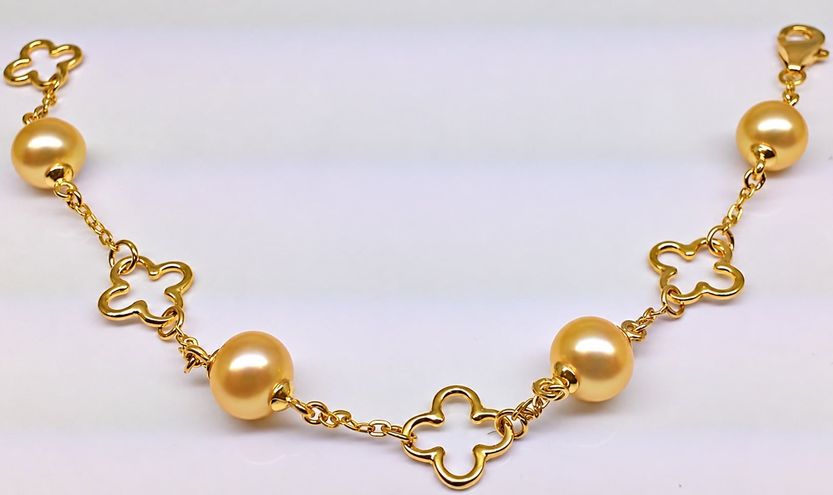 South Sea Pearl Janelle Tincup Bracelet on 18K Gold