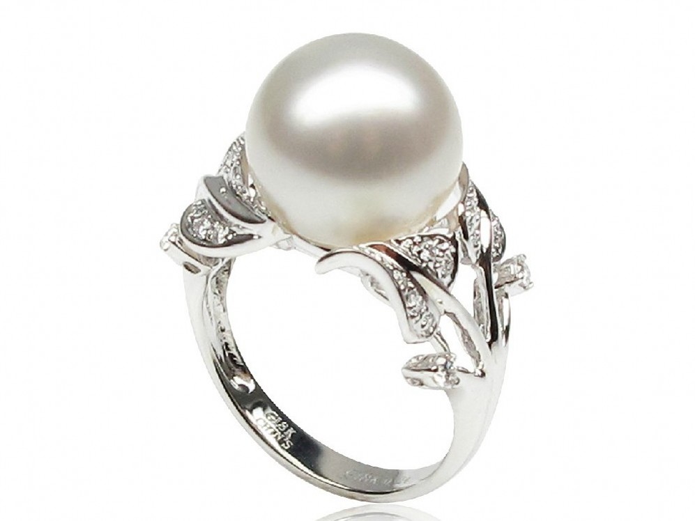 Cornelia South Sea Pearl and Diamond Ring 11-15 mm