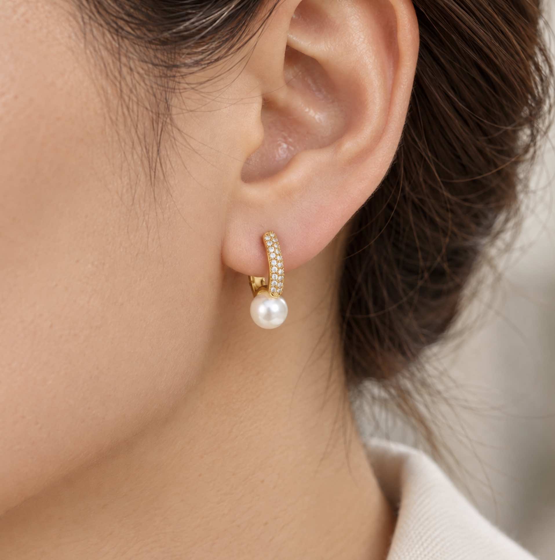 South Sea Pearl and Diamond Aylin Earring