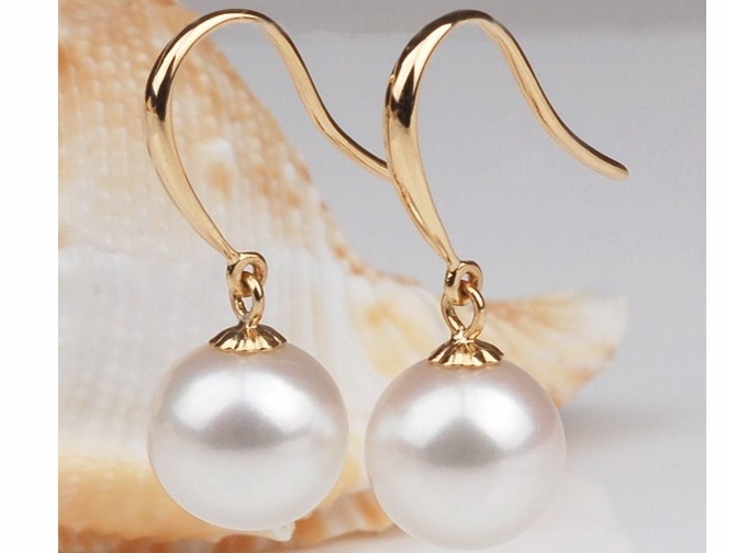 White Freshwater Pearl Dangle Earrings