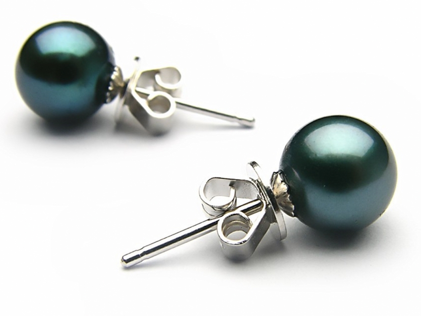 Black Akoya Pearl Stud Earrings 6-6.5 mm