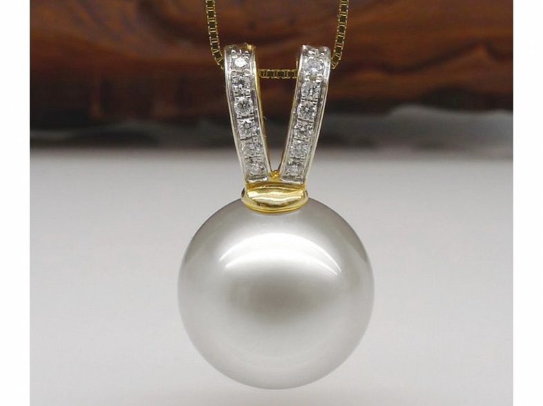 South Sea Pearl V-Shape Diamond Pendant