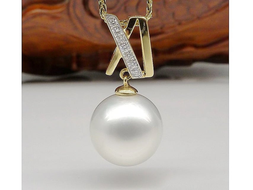 Rita South Sea Pearl and Diamond Pendant