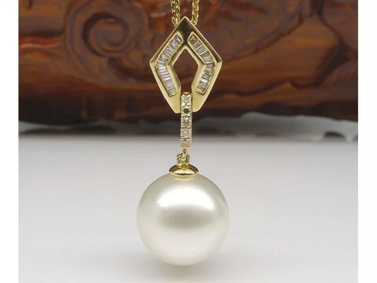 Esther South Sea Pearl and Diamond Pendant