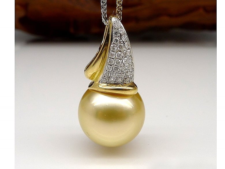 Vivian South Sea Pearl and Diamond Pendant