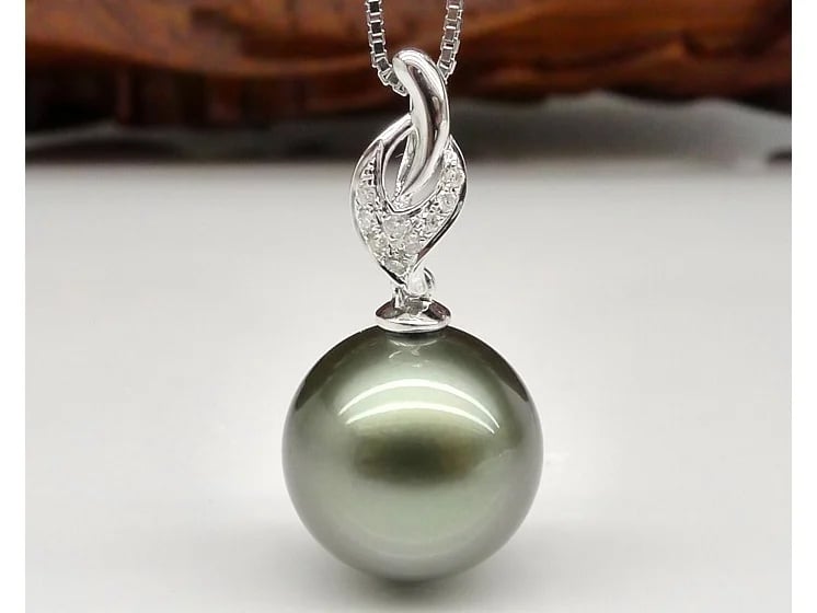Fire Tahitian Pearl and Diamond Pendant Necklace