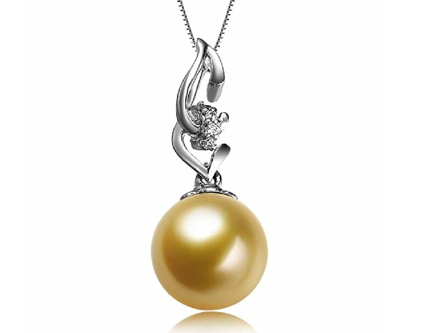 Leif South Sea Pearl and Diamond Pendant