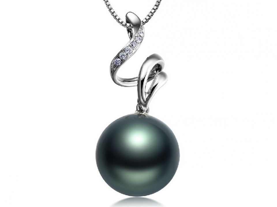 Alger Tahitian Pearl and Diamond Pendant