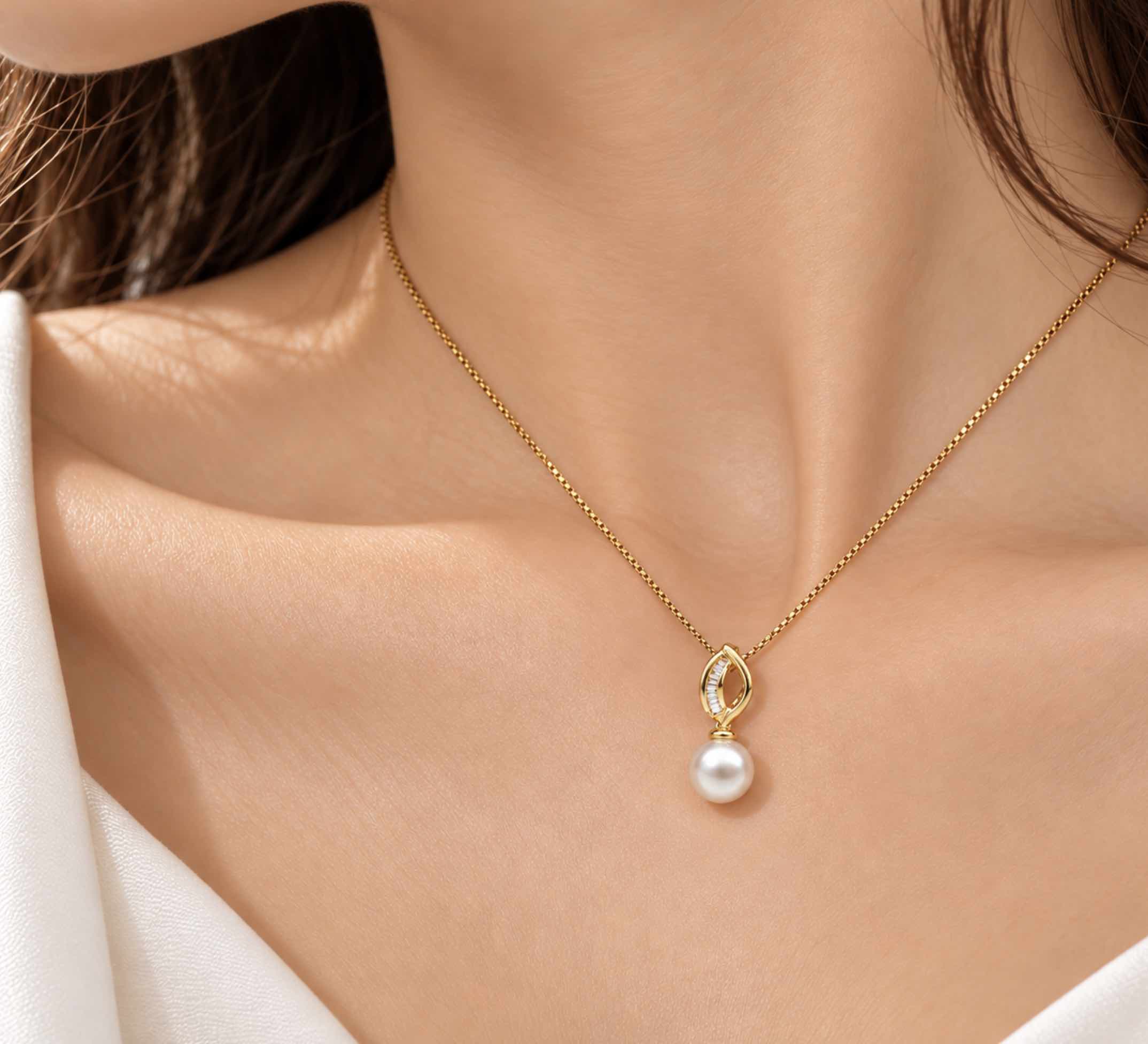 Janet South Sea Pearl and Diamond Pendant
