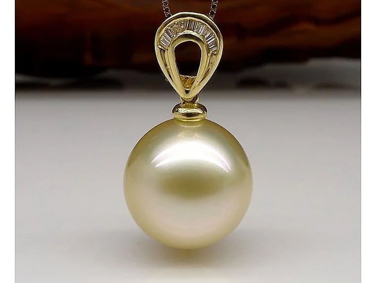 Grace South Sea Pearl and Diamond Pendant