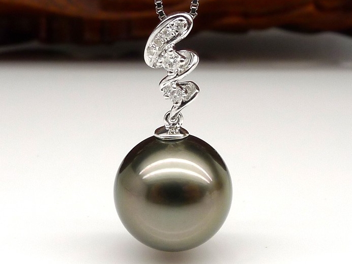 Brianna Tahitian Pearl and Diamond Pendant