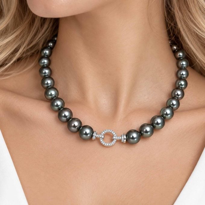 Tahitian Pearl Necklace with 0.41CT Diamond Circle Clasp in 18K Gold
