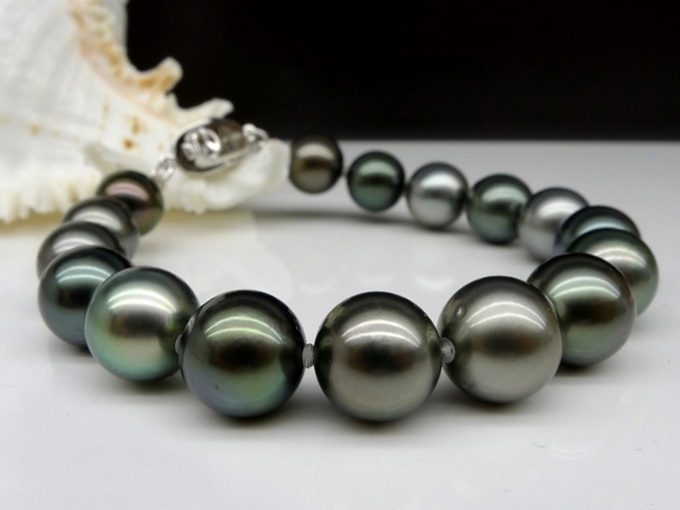 9-13 mm Tahitian Pearl Bracelet