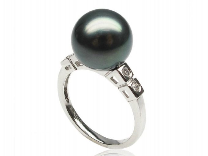 Martial Tahitian Pearl and Diamond Ring