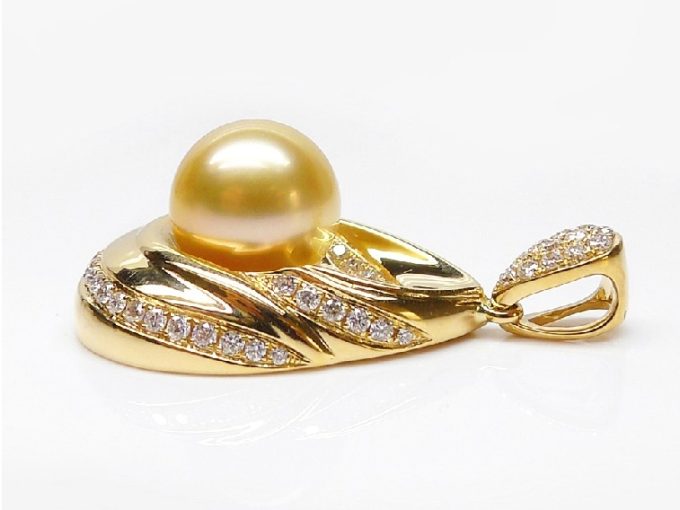 Nastasia South Sea Pearl and Diamond Pendant