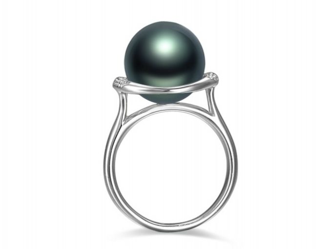 Nils Tahitian Pearl and Diamond Ring