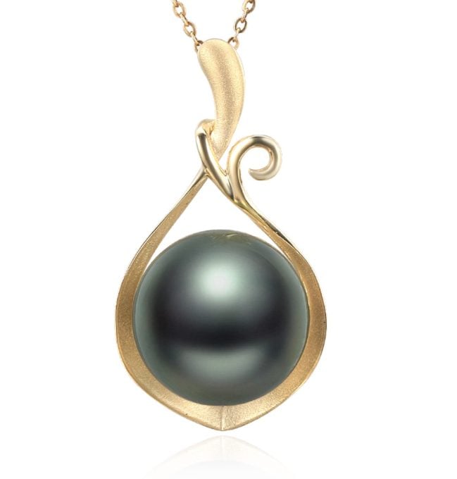 14K Gold Tahitian Pearl Confident Pendant