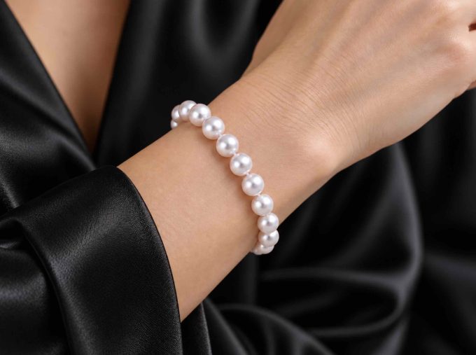 7.5-8 mm Japanese Akoya Cultured Pearl Bracelet