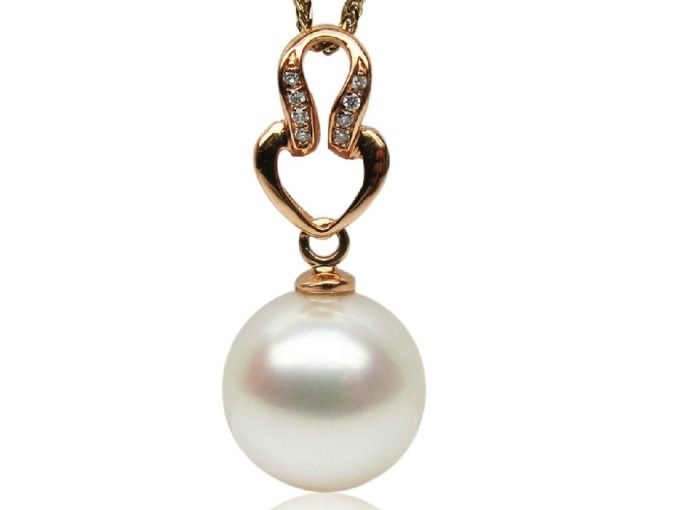 Amedee South Sea Pearl and Diamond Pendant