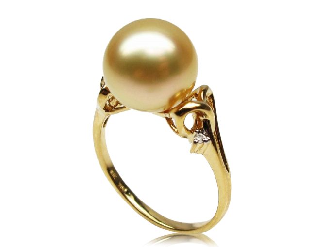 Alexiane South Sea Pearl and Diamond Ring