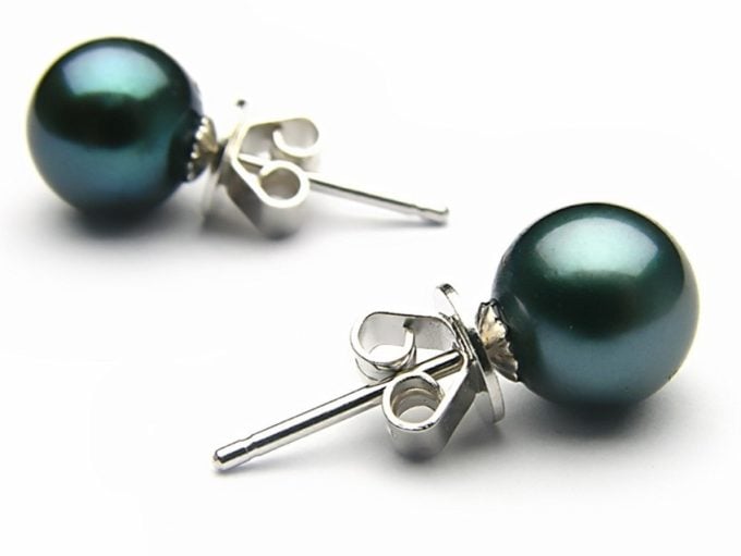 Peacock Green Akoya Pearl Stud Earrings 7.0-7.5 mm AA+/AAA