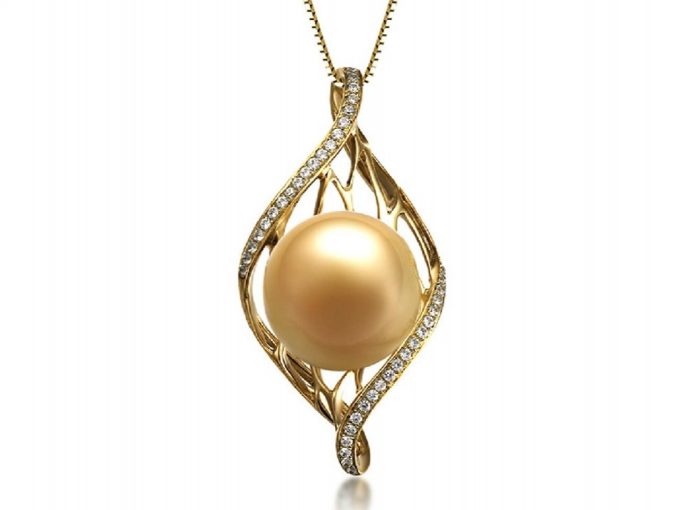 Esteban South Sea Pearl and Diamond Pendant