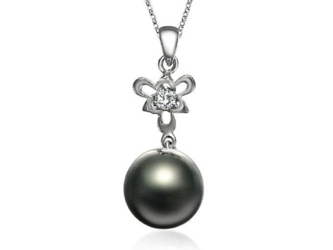 Black Tahitian Pearl Lyra Pendant