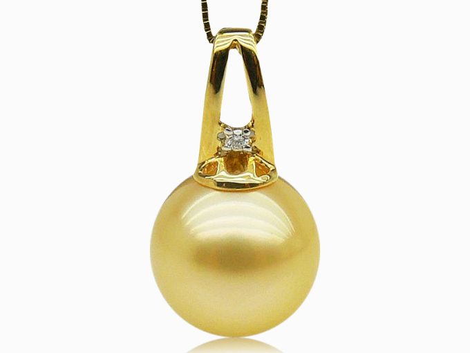 Dextrad South Sea Pearl and Diamond Pendant