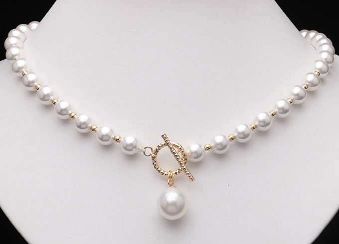 White Akoya and South Sea Pearl Strand