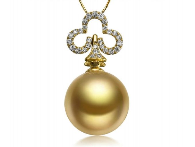 Eglantine South Sea Pearl and Diamond Pendant