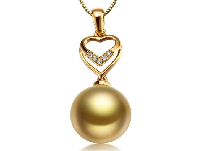 Levi South Sea Pearl and Diamond Pendant