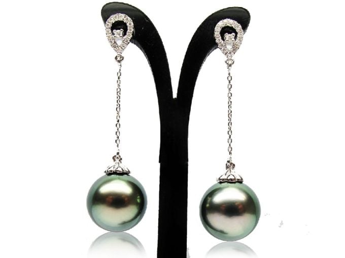 Kama Tahitian Pearl and Diamond Dangling