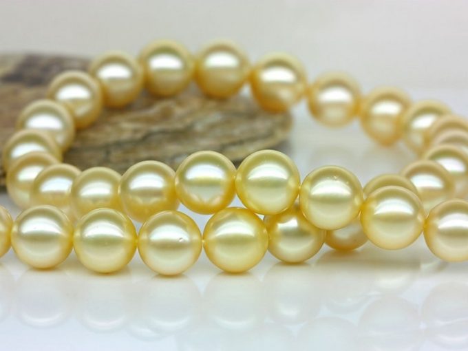 8-10.5 mm Golden South Sea Pearl Necklace AAA