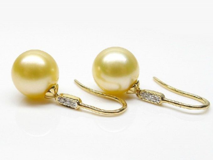 18K Gold South Sea Pearl and Diamond Kairi Earrings