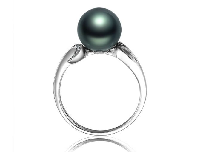 Amandine Tahitian Pearl and Diamond Ring