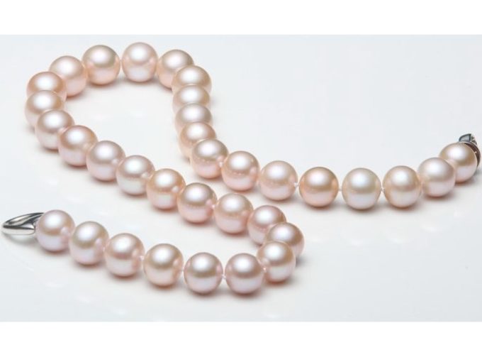Collection Quality 6-7 mm Lavender Pearl Necklace