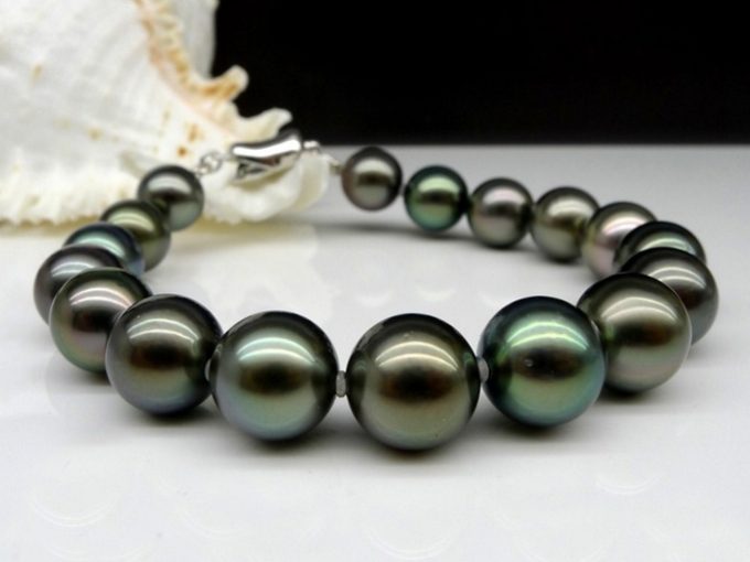 9-11 mm Tahitian Pearl Ezra Bracelet