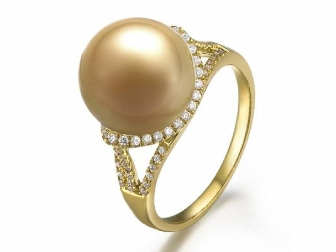 Sibille South Sea Pearl and Diamond Ring