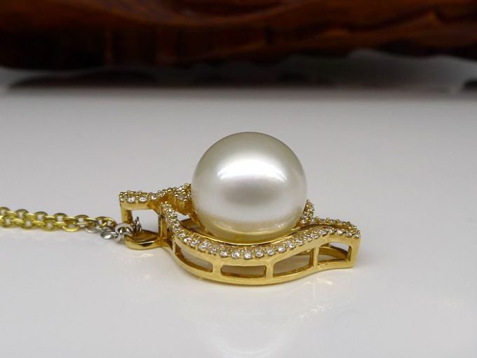 Barbara South Sea Pearl and Diamond Pendant