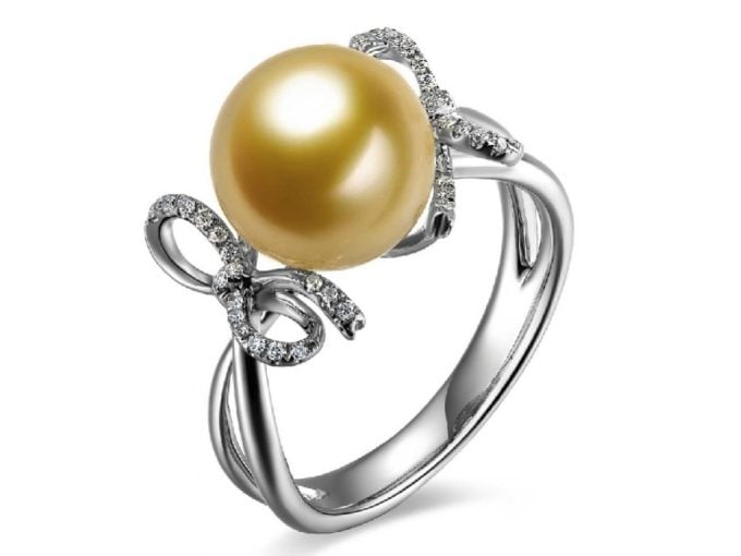 Eline South Sea Pearl and Diamond Ring