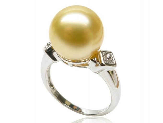 Marilou South Sea Pearl and Diamond Ring