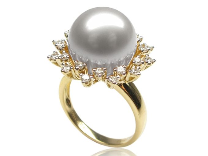 Belinda Freshwater Pearl and Diamond Ring
